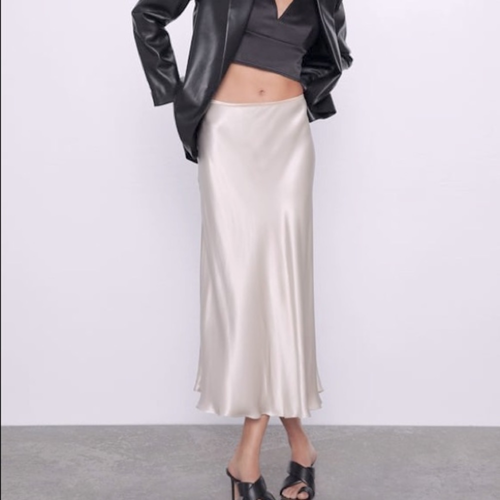 Zara Satin effect skirt